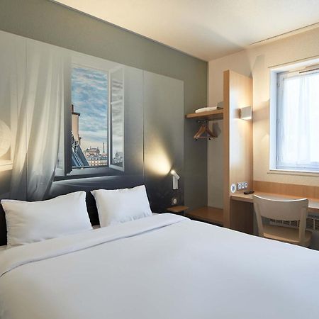 B&B Hôtel MAUREPAS Ngoại thất bức ảnh
