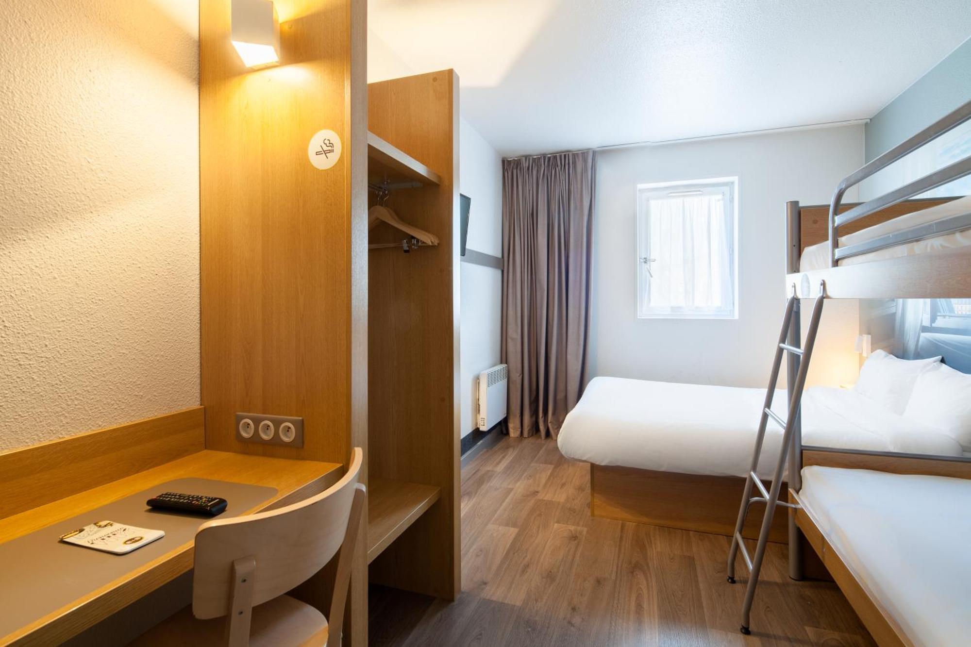B&B Hôtel MAUREPAS Ngoại thất bức ảnh